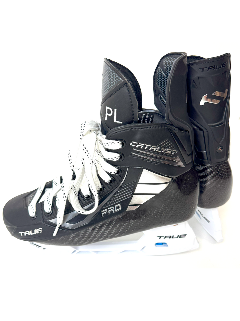 True Catalyst Pro Skates Size 8 D