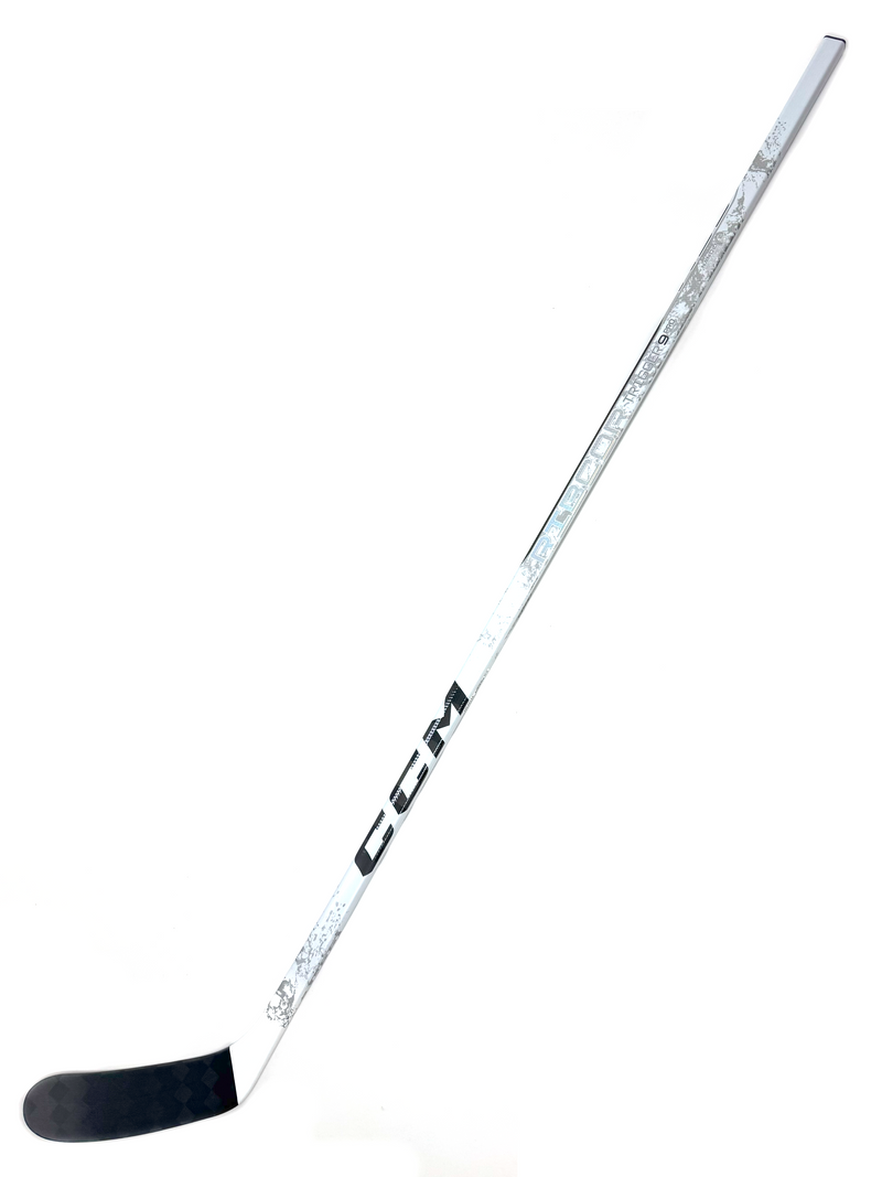 CCM Ribcore Trigger 9 Pro White RH 80 Flex P28M
