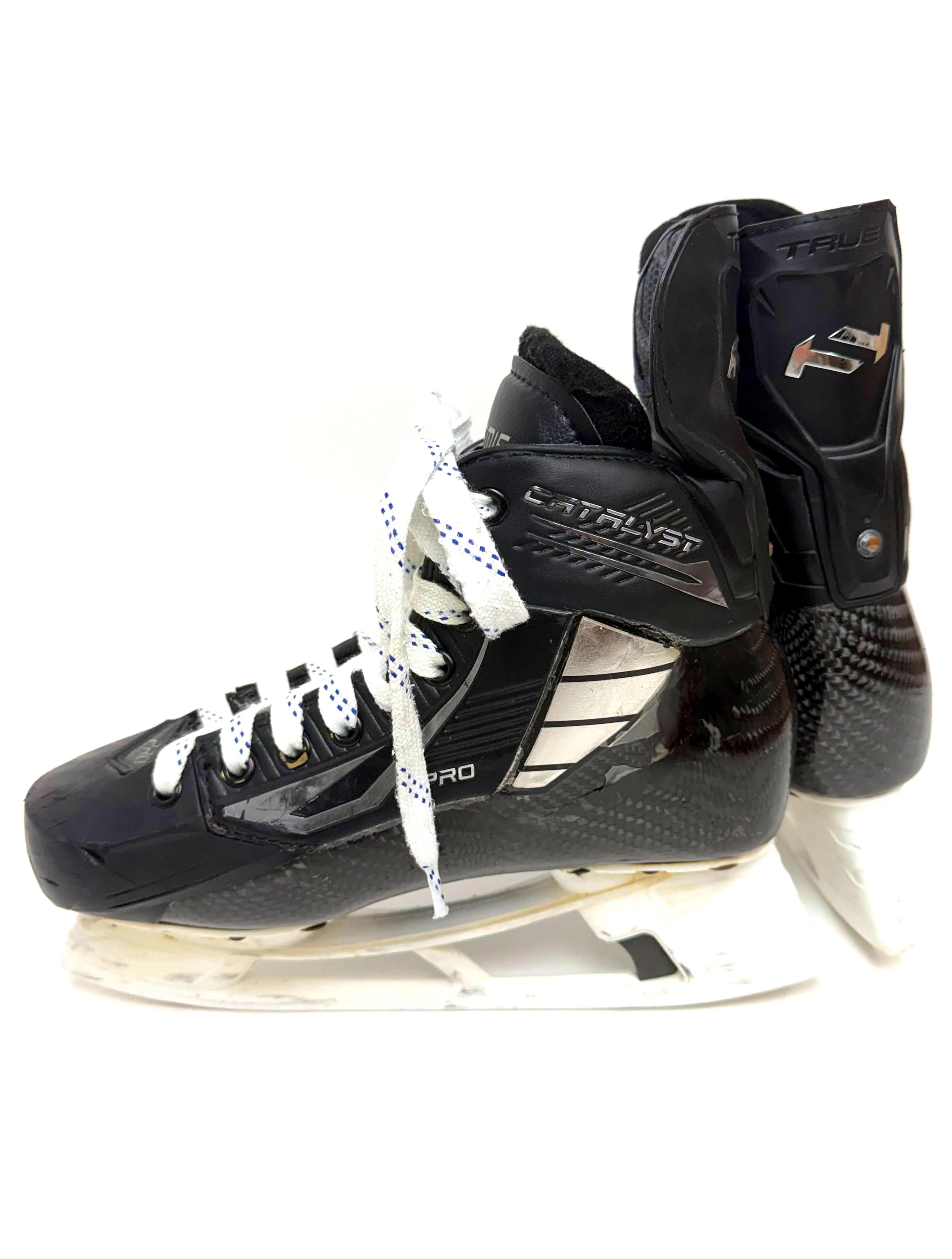 True Catalyst Pro Skates Size 8 Regular