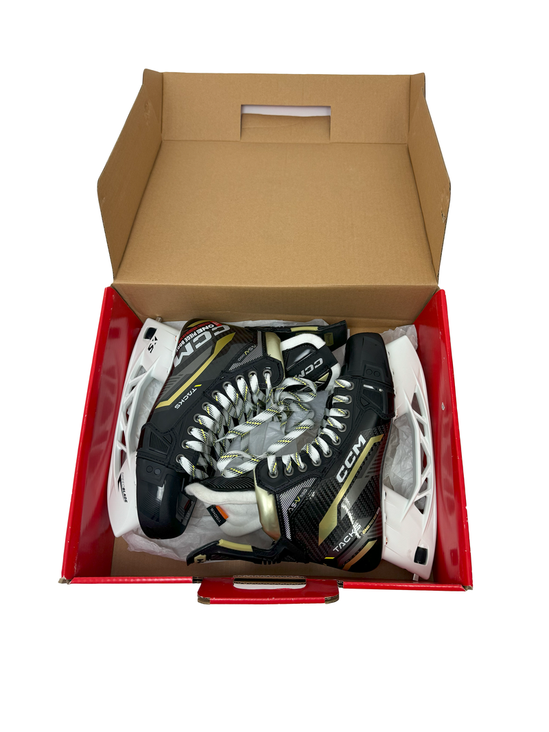 CCM Supertacks AS-V Pro Skates Size 8.5 E