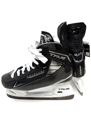 True Catalyst 9X4 Skates Size 7 Regular w/Steels