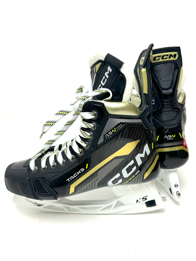 CCM Supertacks AS-V Pro Skates Size 8.5 E