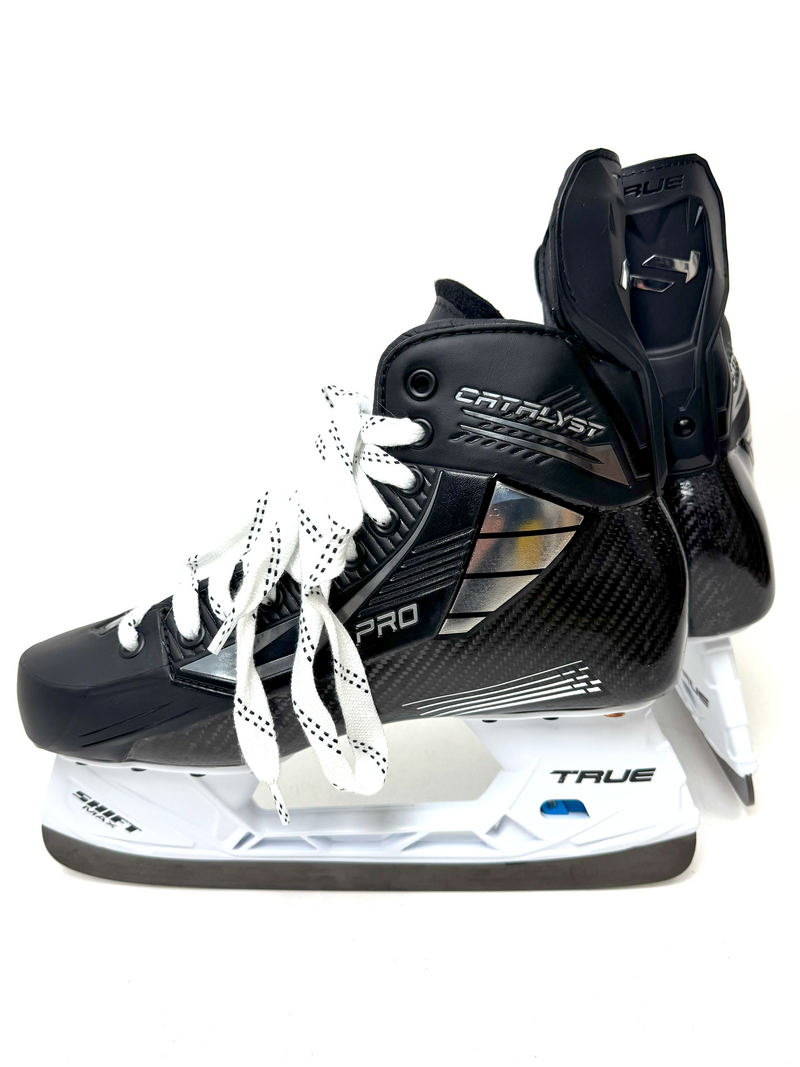 True Catalyst Pro Skates Size 8 D w/ Blades