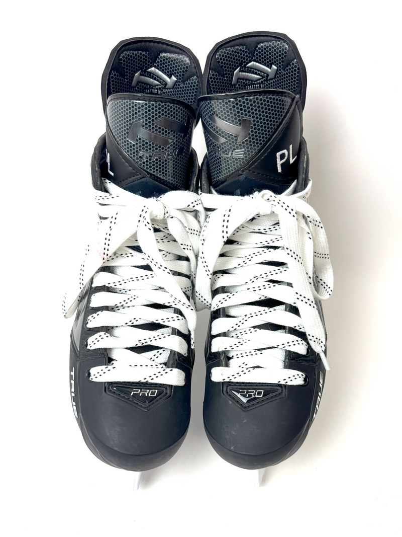 True Catalyst Pro Skates Size 8 D