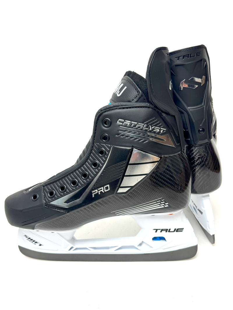 True Catalyst Pro Skates Size 7 D w/ Blades