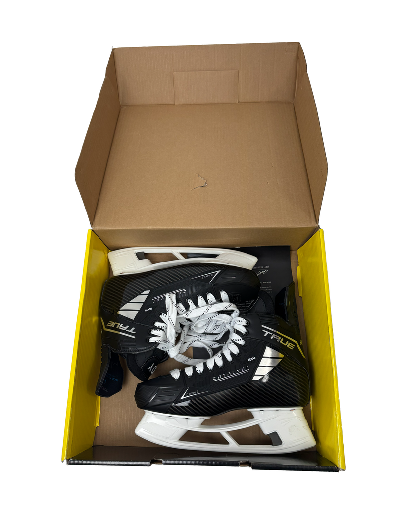 True Catalyst 9X4 Skates Size 10 Regular