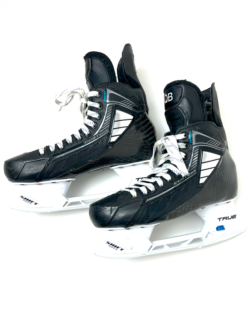 True SVH Custom Skates Size 9 D