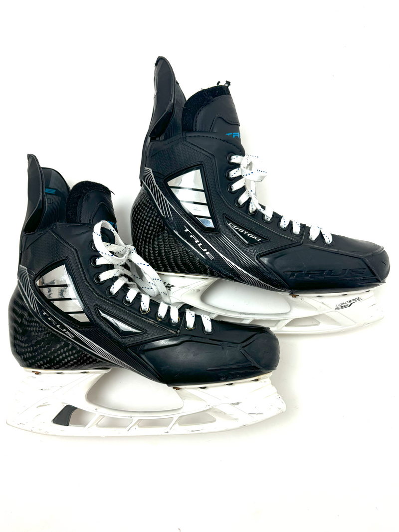 True Pro Custom Skates Size 7.5 D