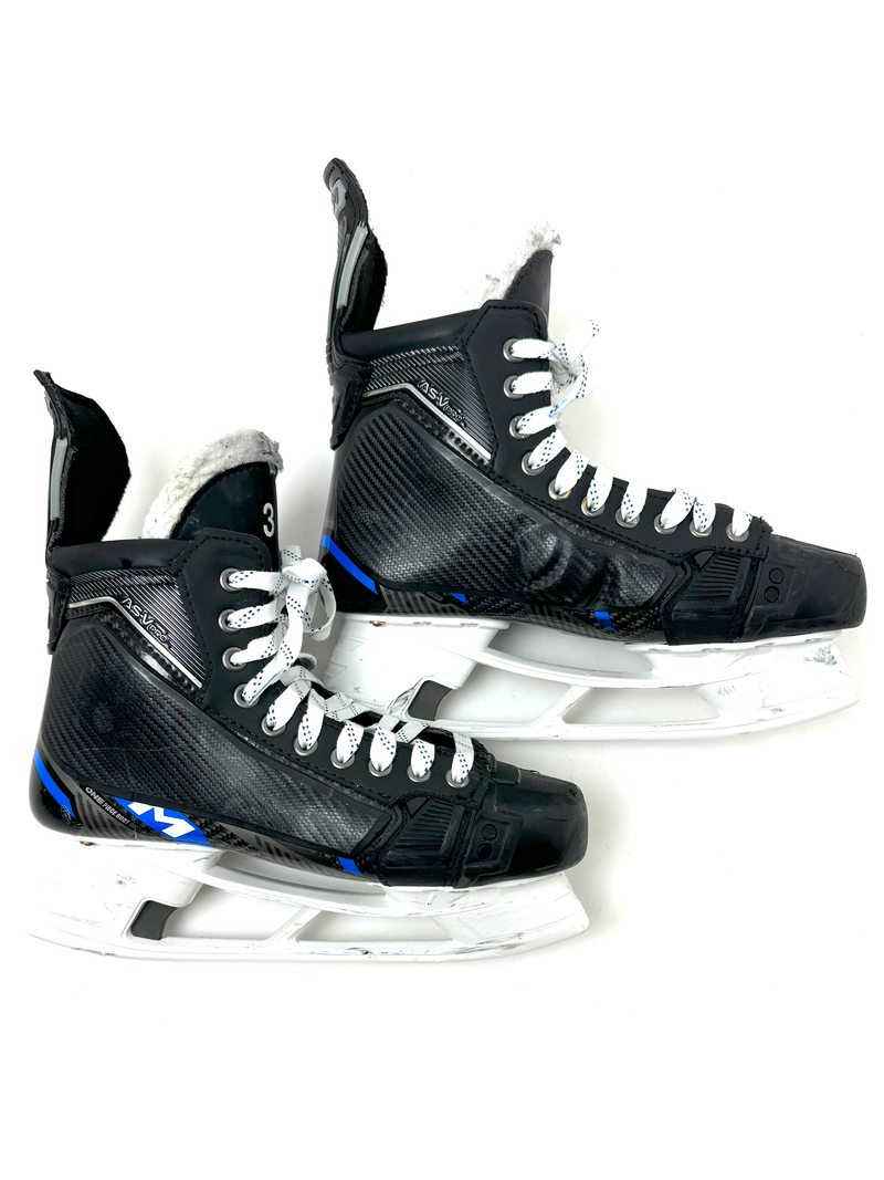 CCM Supertacks AS-V Pro Skates Size 9.5 E