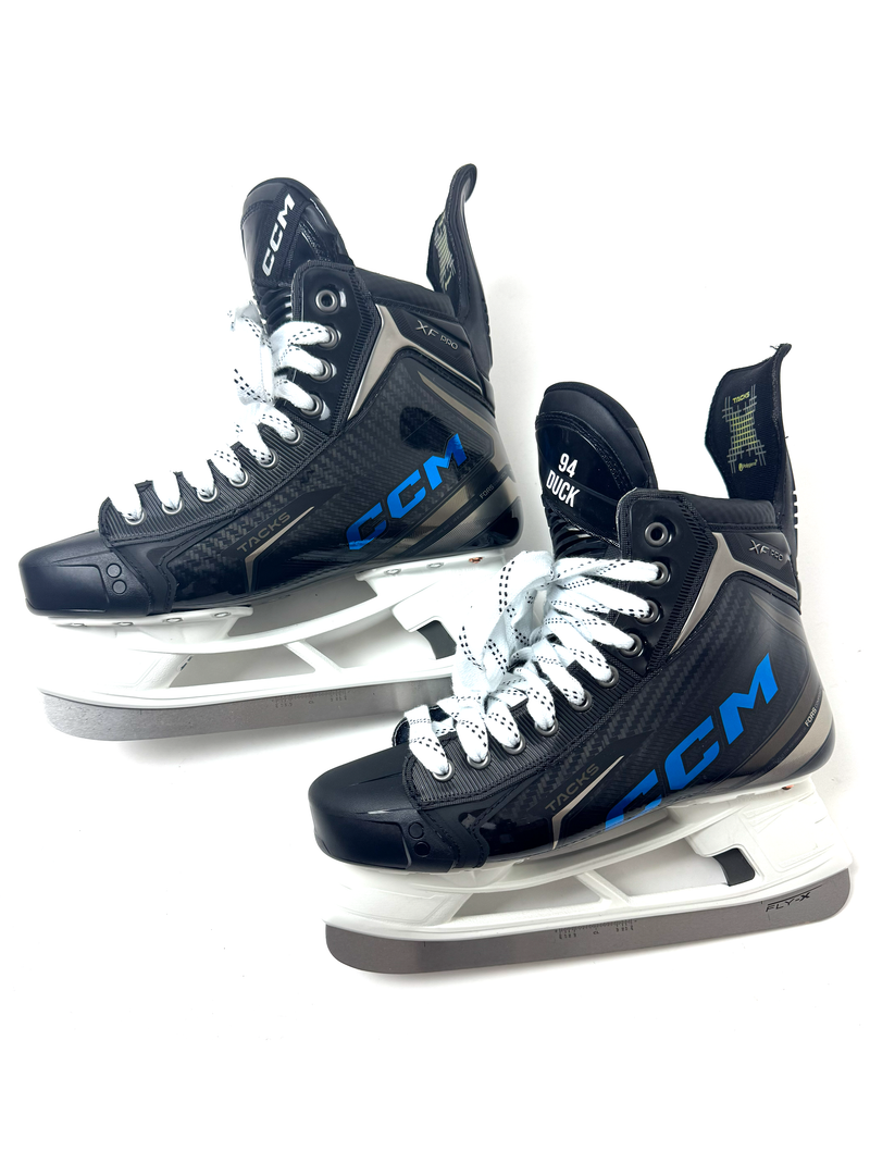 CCM Tacks XF Pro Skates Size 8 Regular w/Steels