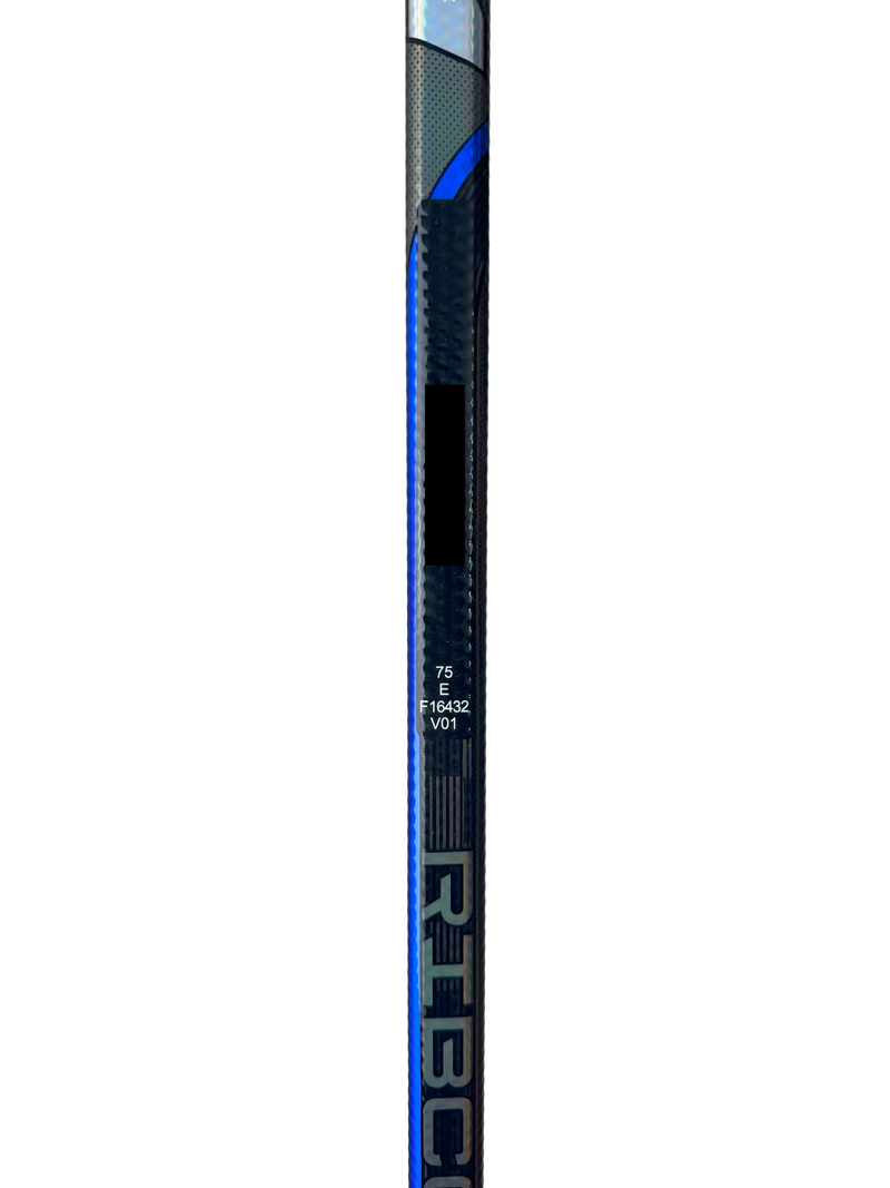 2 pack CCM Ribcore Trigger 9 Pro LH 75 Flex P28