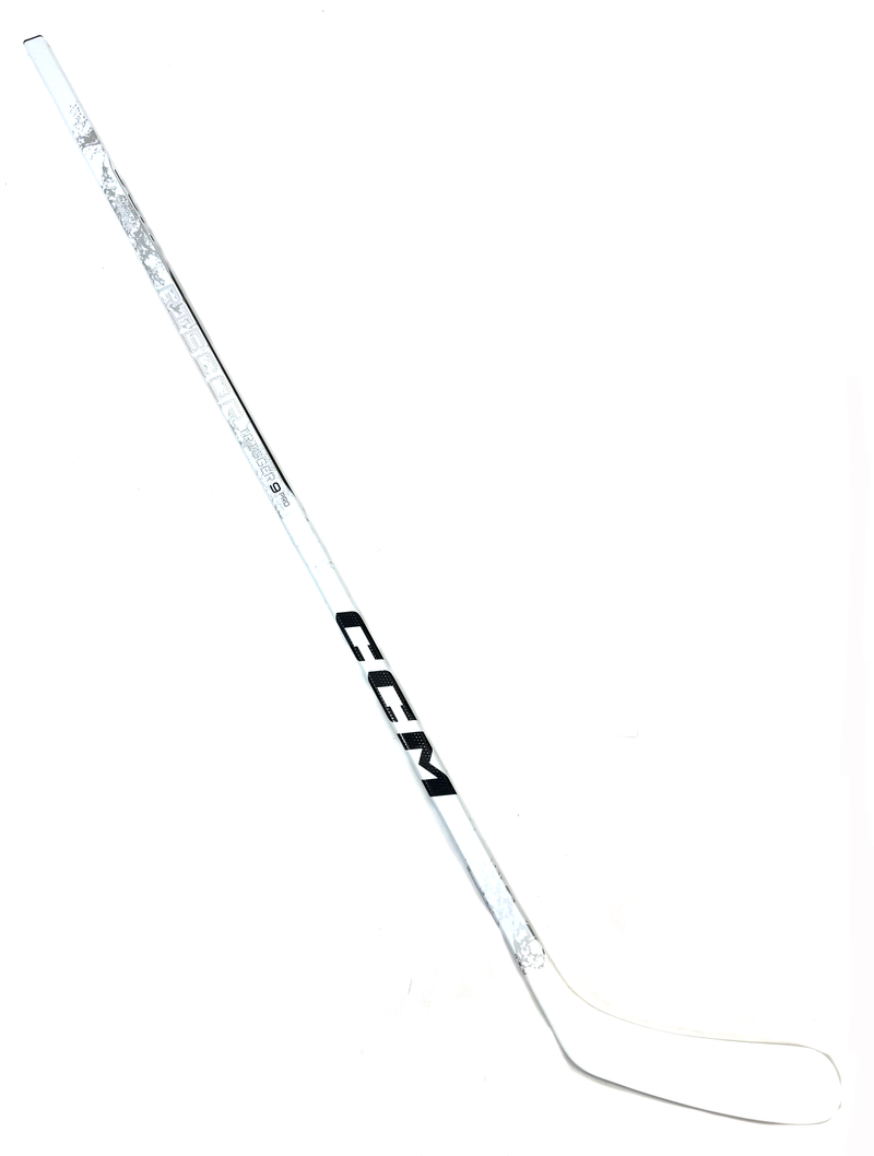 CCM Jetspeed FT7 Pro ( Dressed Trigger 9 Pro ) LH 90 Flex P29 - John Tavares