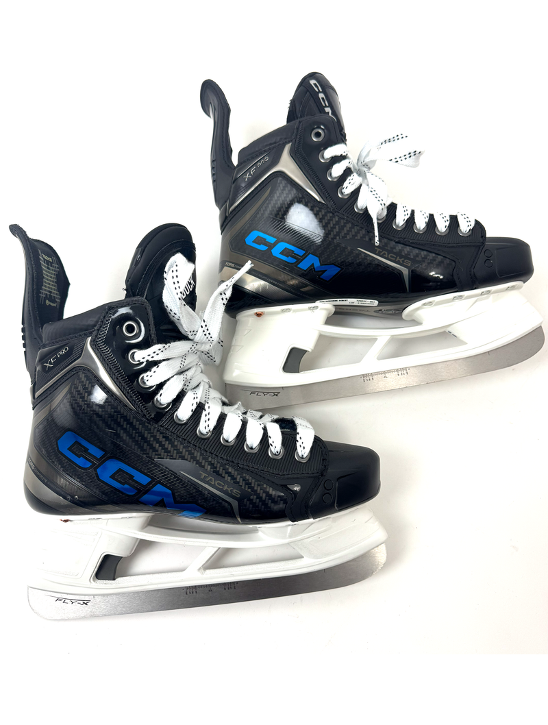 CCM Tacks XF Pro Skates Size 8 Regular w/Steels